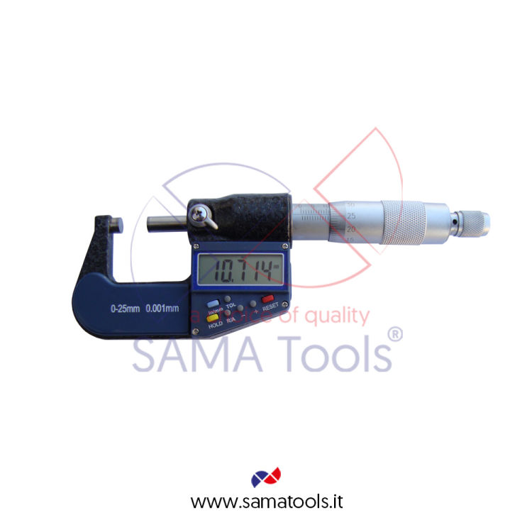 Outside micrometers with carbide tipped measuring faces reading 0,001mm